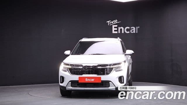 Kia The / новый New Seltos Signature, 2023 3