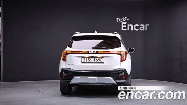 Kia The / новый New Seltos Signature, 2023 4