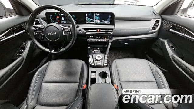 Kia The / новый New Seltos Signature, 2023 7