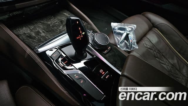 BMW 5시리즈 (G30) 540i xDrive M Sport Plus, 2018 9