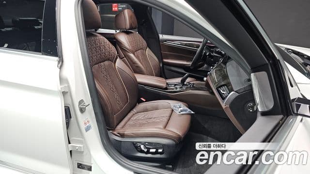 BMW 5시리즈 (G30) 540i xDrive M Sport Plus, 2018 10