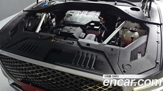 Genesis GV70, 2022 6