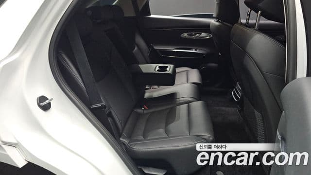 Genesis GV70, 2022 12