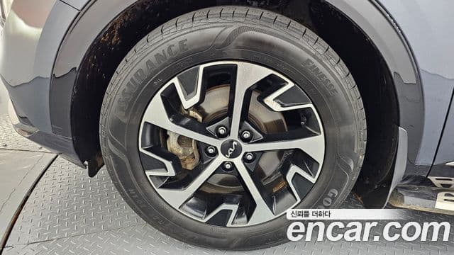 Kia Sportage 5세대 гибрид Signature 2WD, 2022 все фото