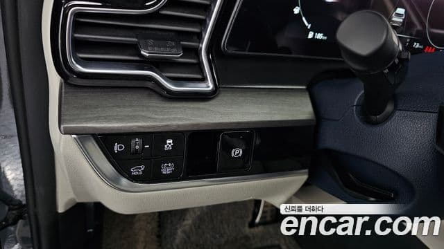 Kia Sportage 5세대 гибрид Signature 2WD, 2022 17