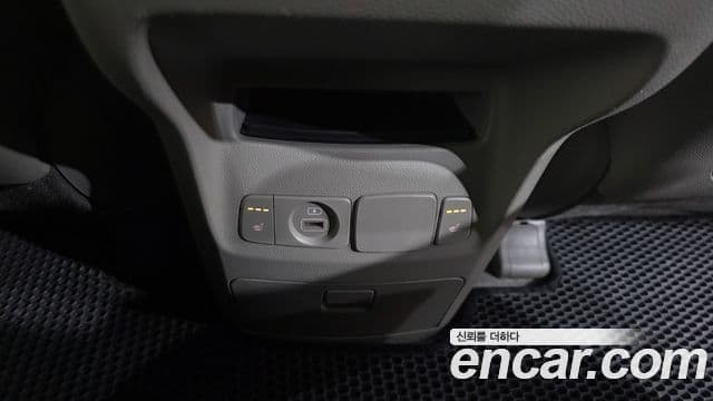 Kia The / новый New Carnival Prestige, 2019 19