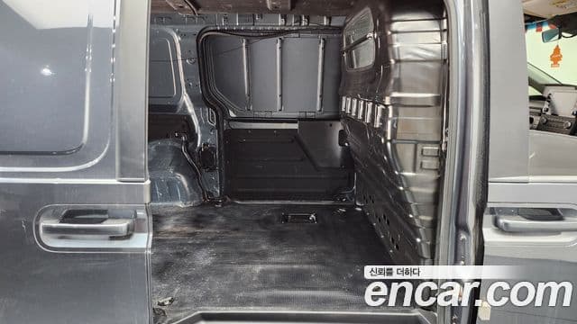 Hyundai Staria Smart, 2022 12