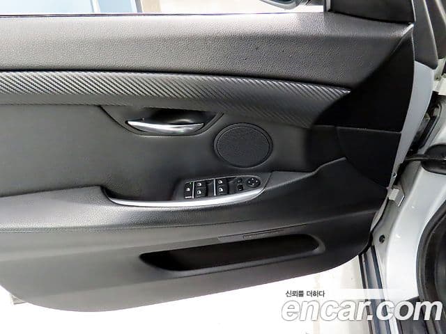 BMW 5시리즈 GT (F07) GT 30d xDrive, 2011 15