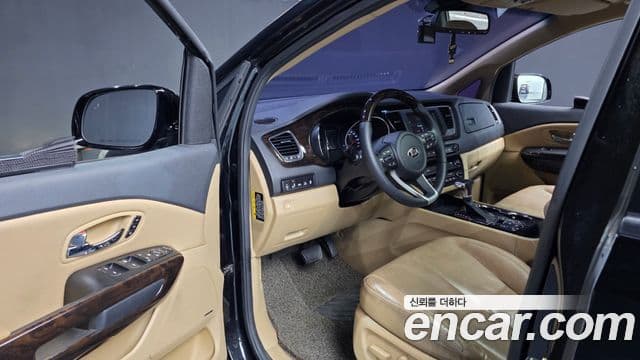 Kia The / новый New Carnival Special, 2019 10