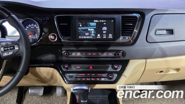 Kia The / новый New Carnival Special, 2019 14