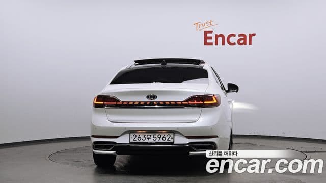 Kia K7 Premier гибрид Signature, 2020 4