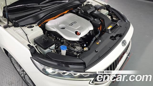 Kia K7 Premier гибрид Signature, 2020 6