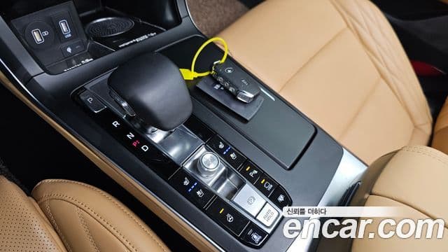 Kia K7 Premier гибрид Signature, 2020 9