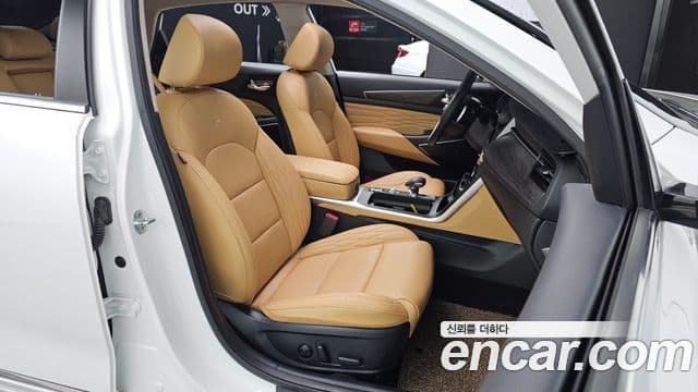 Kia K7 Premier гибрид Signature, 2020 10