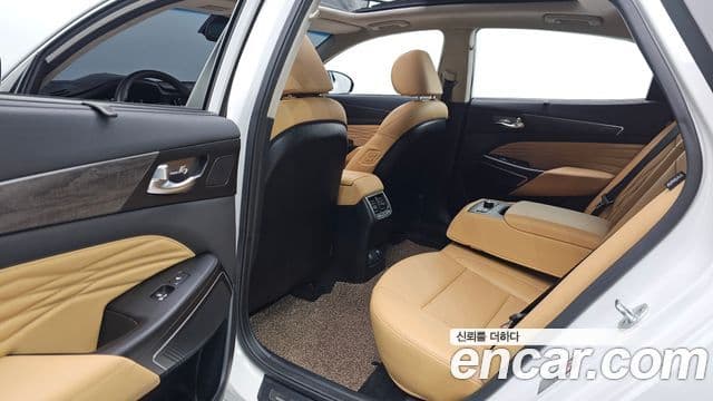 Kia K7 Premier гибрид Signature, 2020 12