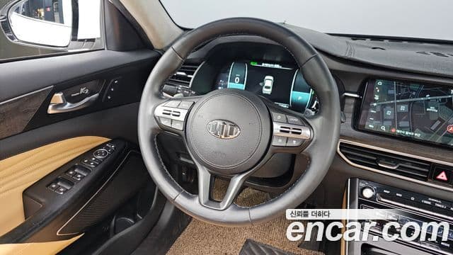 Kia K7 Premier гибрид Signature, 2020 13