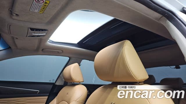 Kia K7 Premier гибрид Signature, 2020 17