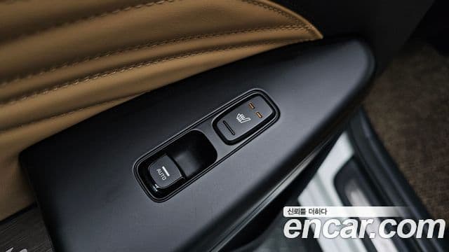 Kia K7 Premier гибрид Signature, 2020 18