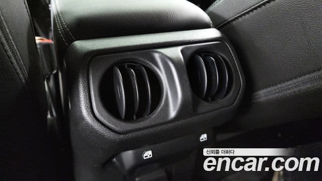 Jeep Wrangler (JL) 2.0 Overland 4도어 4xe, 2022 19