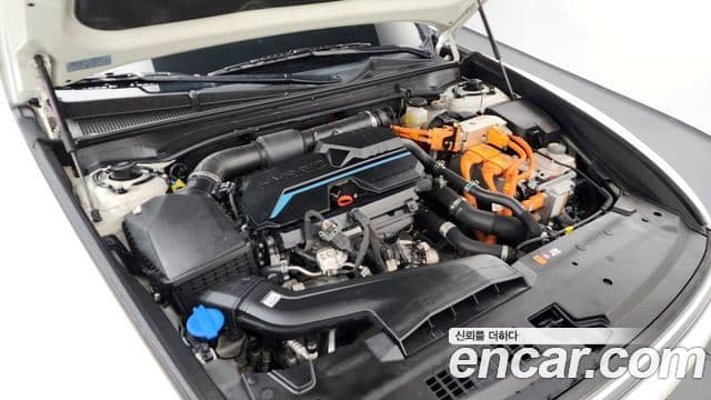 Hyundai Grandeur гибрид (GN7) Calligraphy, 2023 6