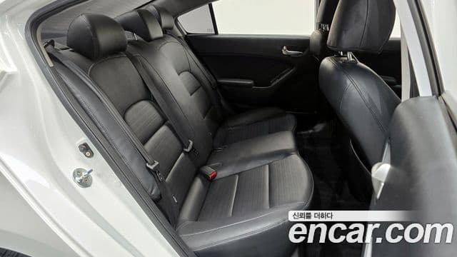 Kia The / новый New K3 Trendy, 2016 12