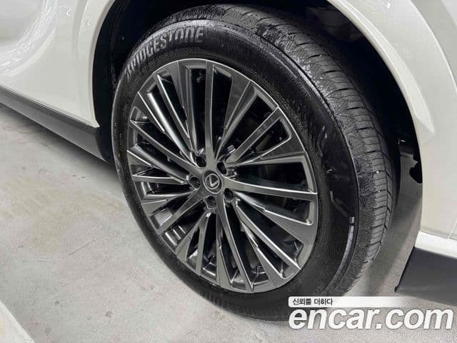 Lexus RX350h 5세대 Luxury, 2025 все фото