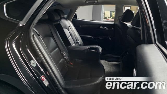 Kia K7 Premier 3.0 LPI Trendy(арендный автомобиль), 2020 12