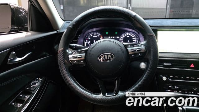 Kia K7 Premier 3.0 LPI Trendy(арендный автомобиль), 2020 13