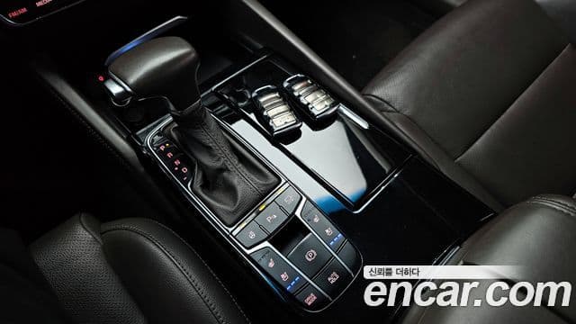 Kia All New K7 Noblesse, 2016 9
