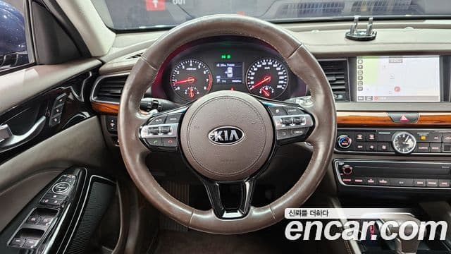 Kia All New K7 Noblesse, 2016 13