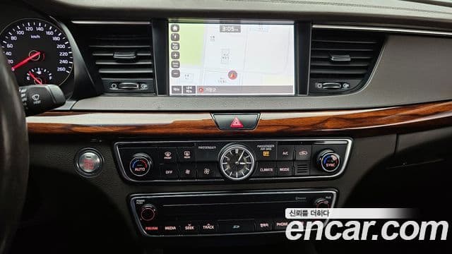 Kia All New K7 Noblesse, 2016 16