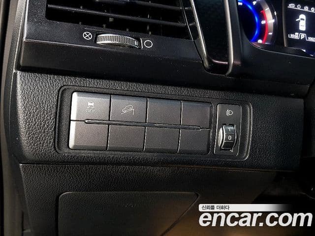 KG모빌리티(SsangYong) Rexton Sport Prestige, 2021 11