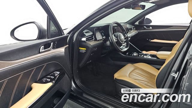 Kia K5 3세대 Signature, 2020 11
