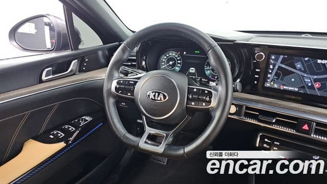 Kia K5 3세대 Signature, 2020 13