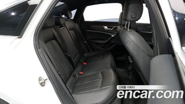 Audi A6 (C8) Premium, 2020 12