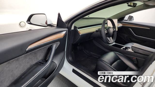 Tesla модель 3, 2022 10