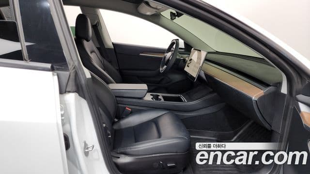 Tesla модель 3, 2022 11