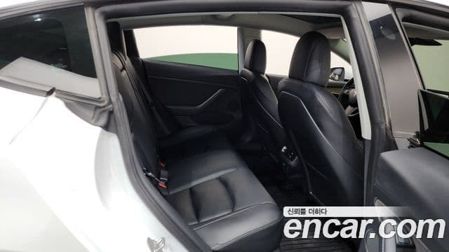 Tesla модель 3, 2022 12