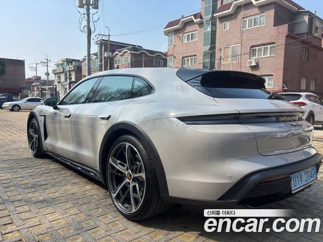 Porsche 타이칸 4 Cross Turismo, 2024 2