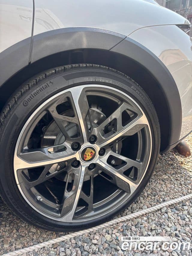Porsche 타이칸 4 Cross Turismo, 2024 7
