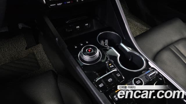 Kia K5 гибрид 3세대 Prestige, 2023 9