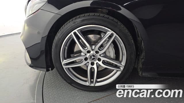 Mercedes-Benz E-класс W213 E220d купе, 2019 все фото