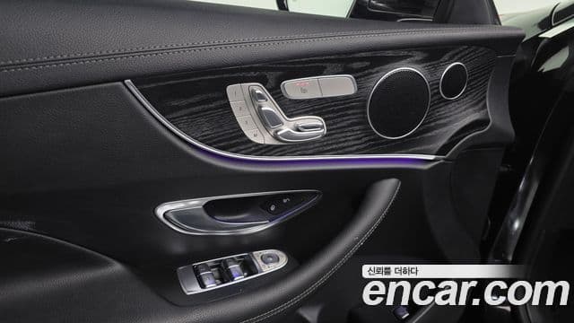 Mercedes-Benz E-класс W213 E220d купе, 2019 19