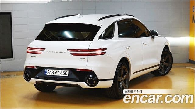 Genesis GV70, 2023 4