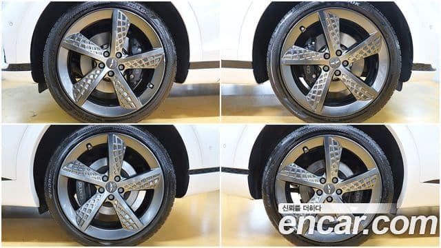 Genesis GV70, 2023 все фото