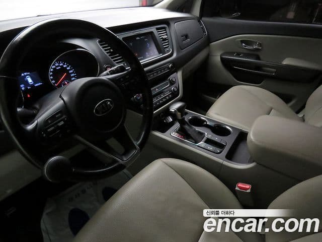 Kia The / новый New Carnival Luxury, 2019 8