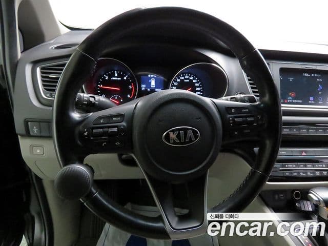 Kia The / новый New Carnival Luxury, 2019 9