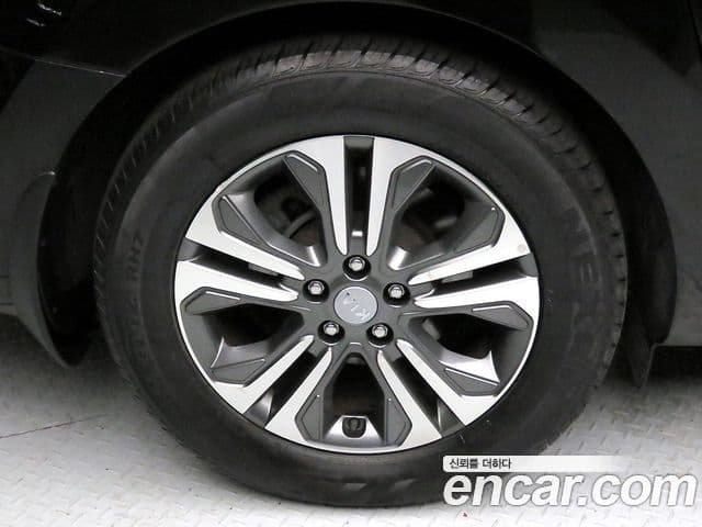 Kia The / новый New Carnival Luxury, 2019 20