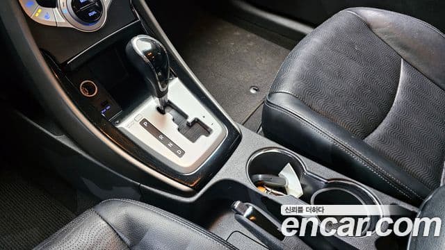 Hyundai Avante MD Premier, 2011 9