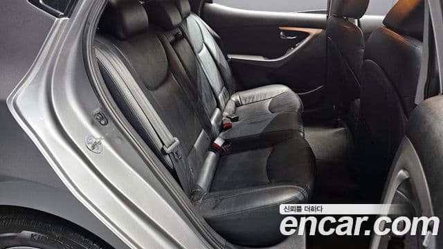 Hyundai Avante MD Premier, 2011 12